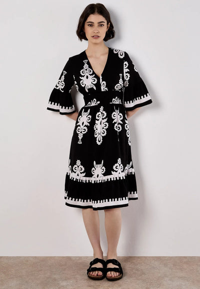 Vestido Estampado Gráfico Campana