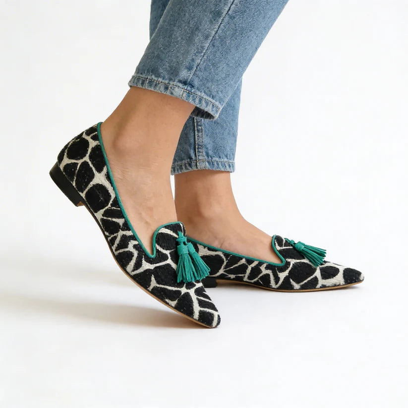 Zapatos Punta Fina Cow Print