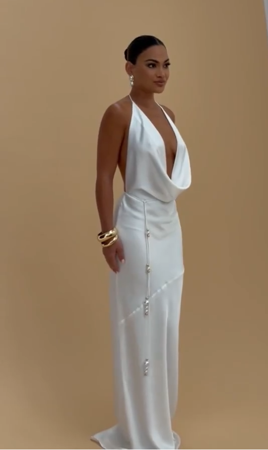 Vestido Sofisticado Aurora de Perlas